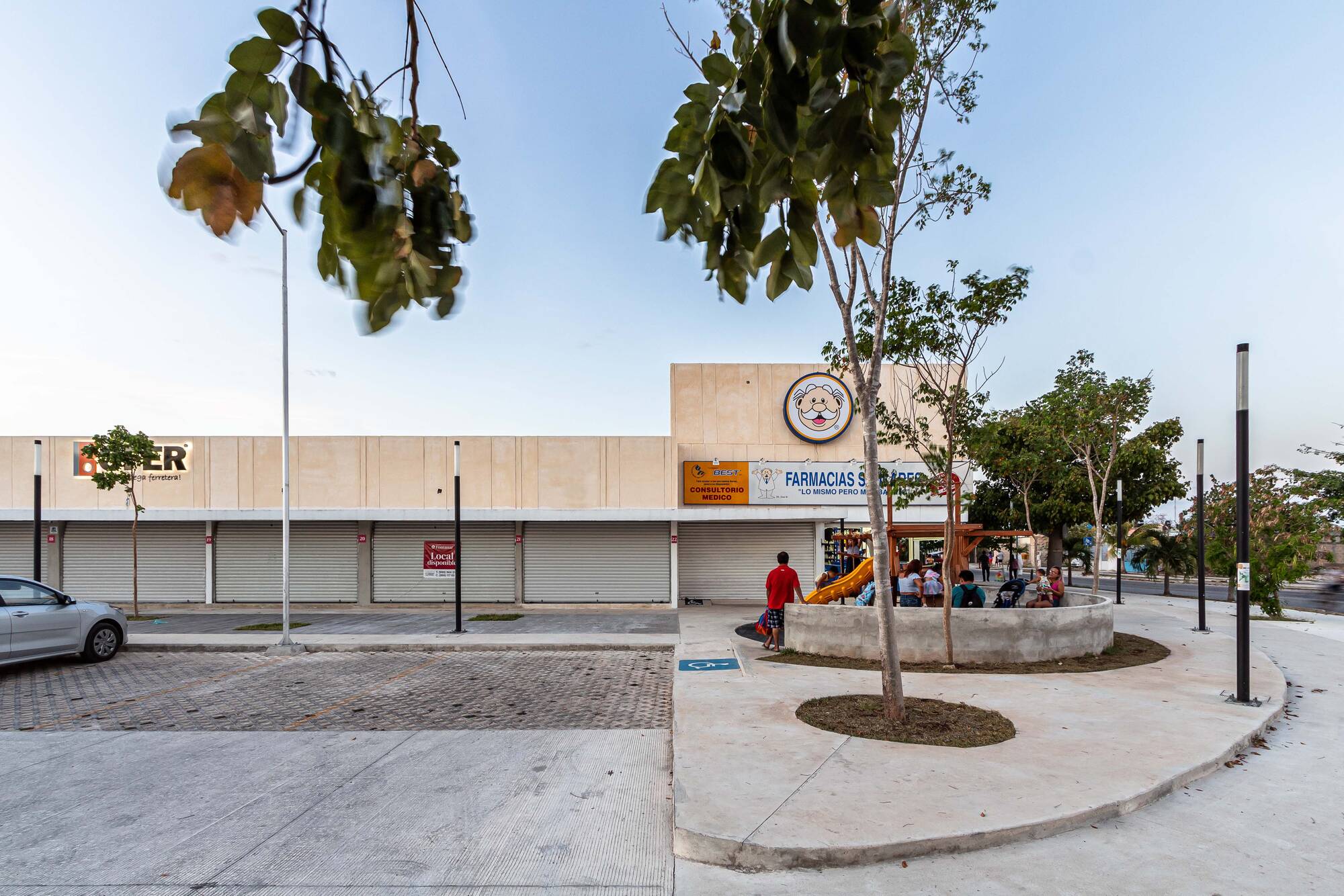Plaza PDA